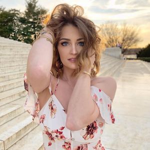 Meet your Posher, Christine